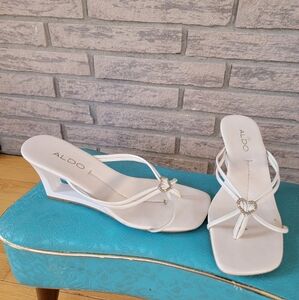 00s white strappy wedge sandals